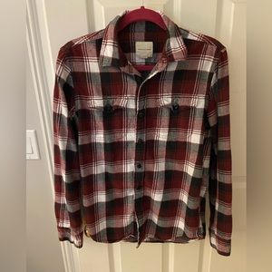AMERICAN EAGLE Red White & Black Flannel - Size S